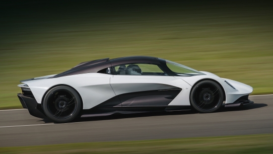 Новинки от Aston Martin получат технологии AMG
